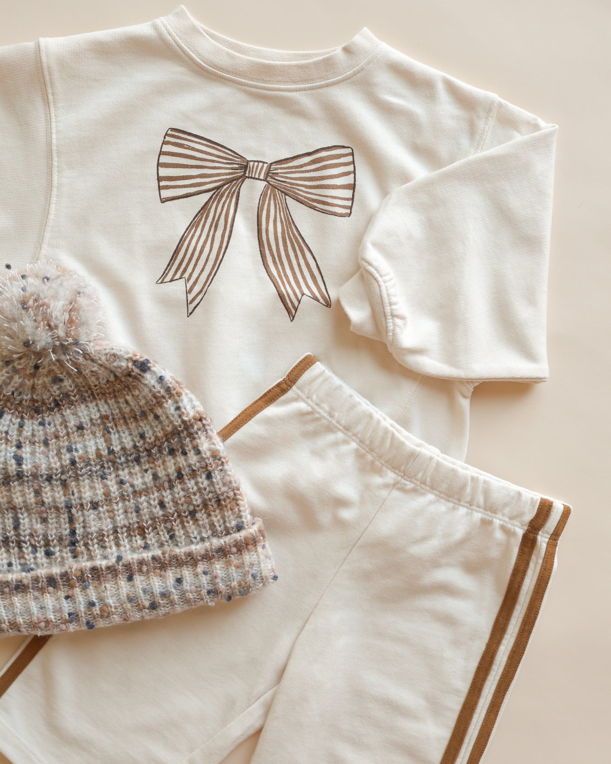 Oversized Sweatshirt || Bow