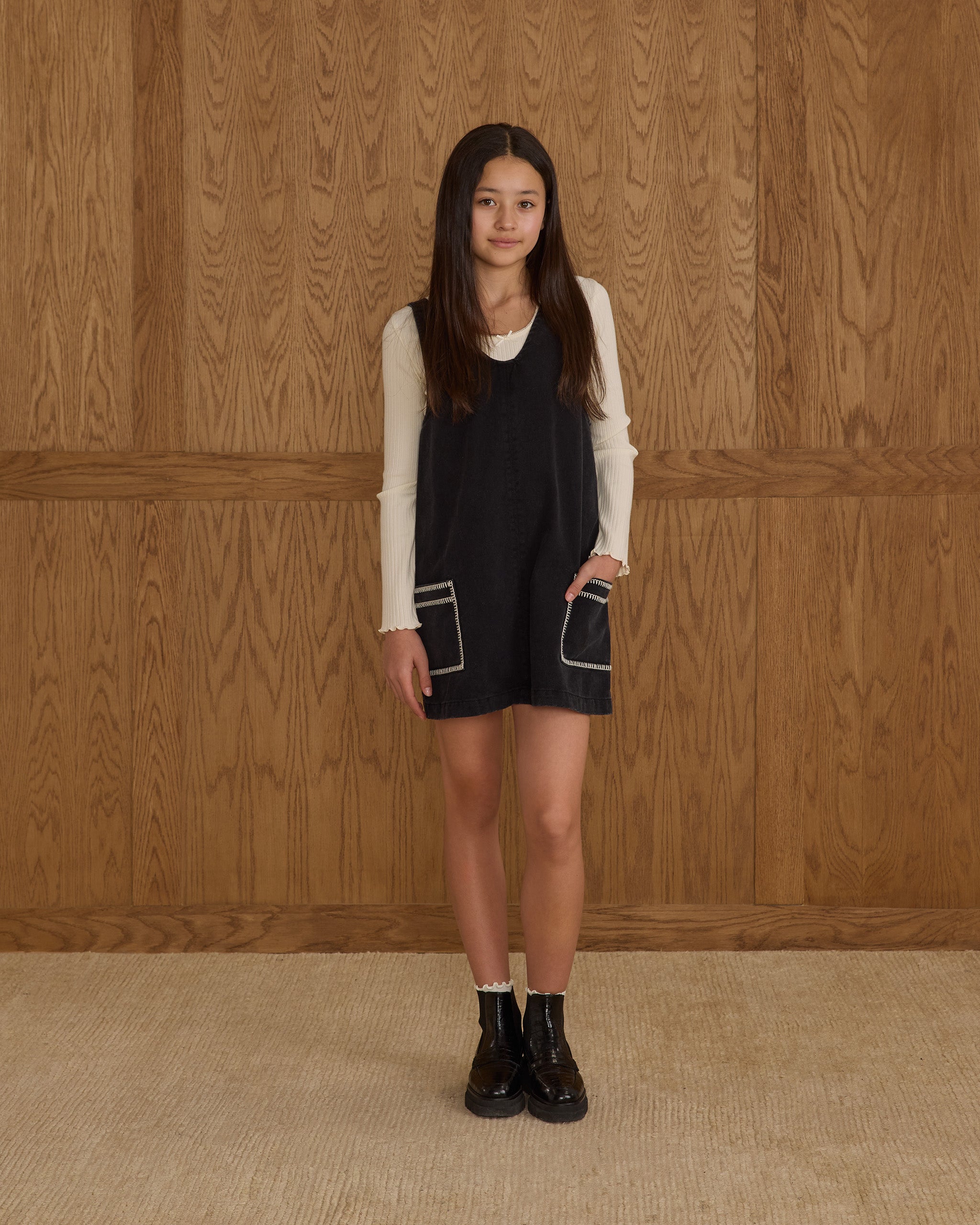 Rylee + Cru ライリーアンドクルー ベビー服 子供服  Vネックオーバーオールドレス　ウォッシュドブラック