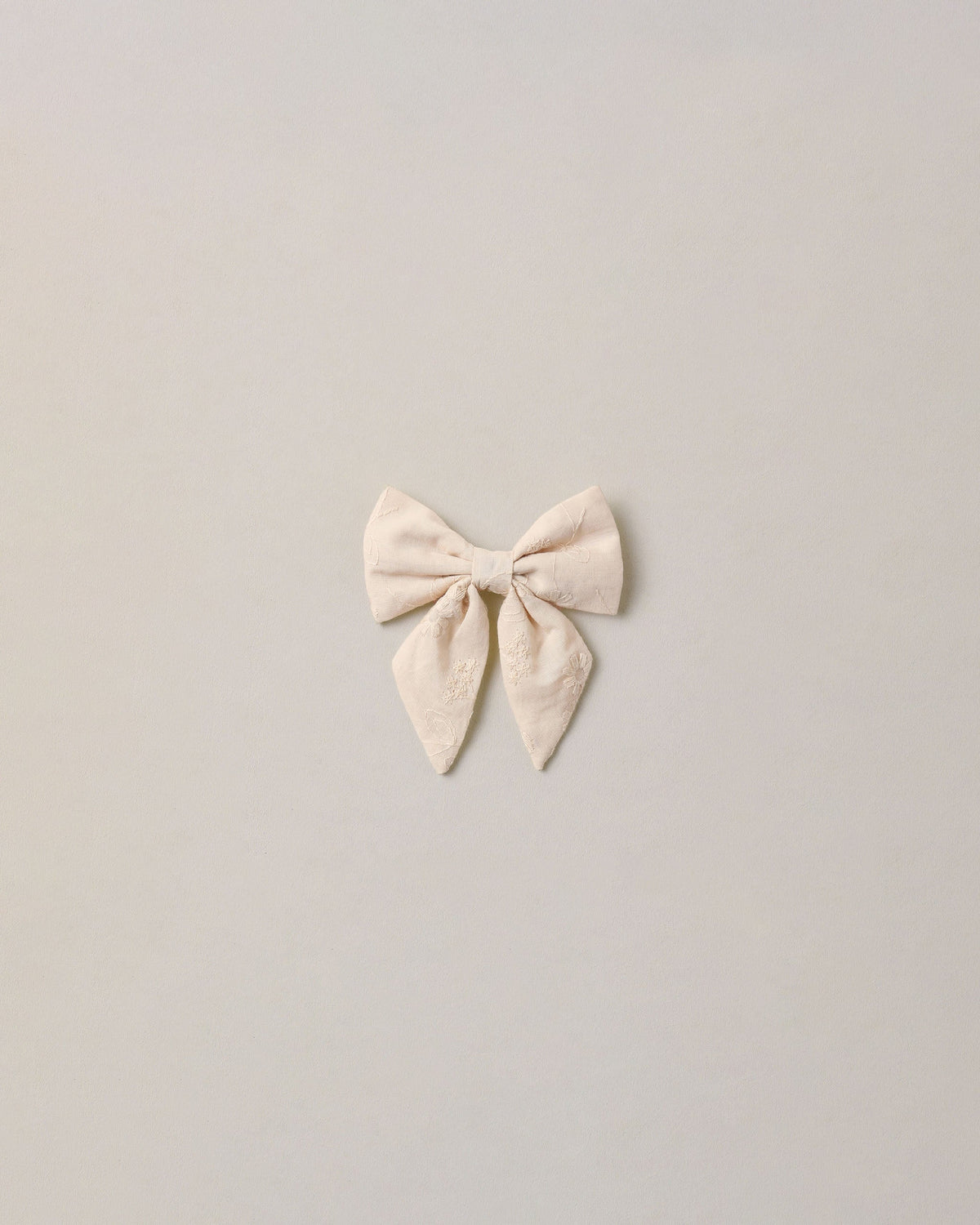 ノラボウ 刺繍フローラル